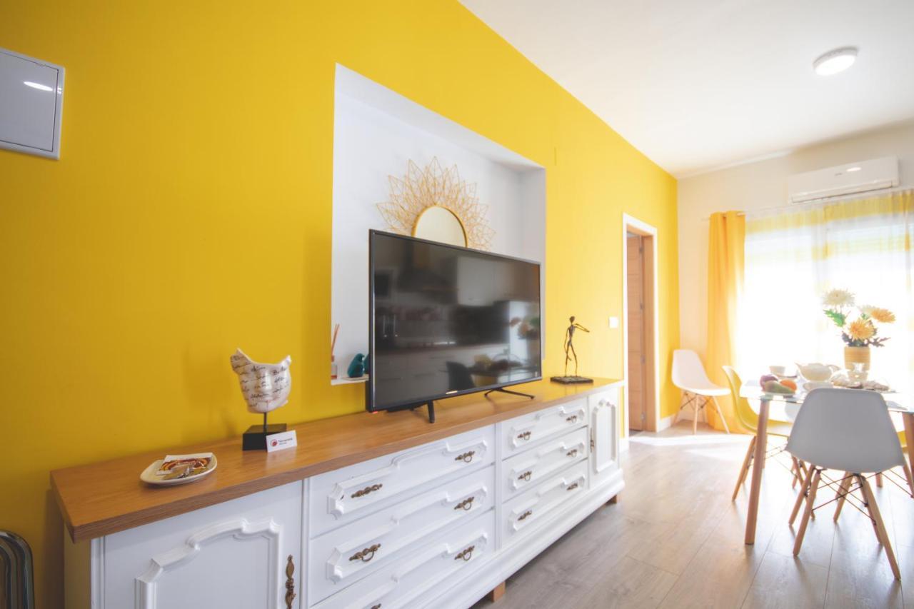 Apartamentos Coso De San Albin ميريذا المظهر الخارجي الصورة