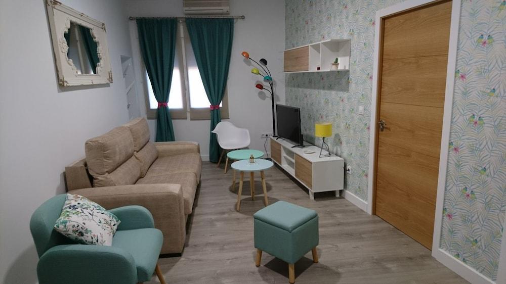Apartamentos Coso De San Albin ميريذا المظهر الخارجي الصورة